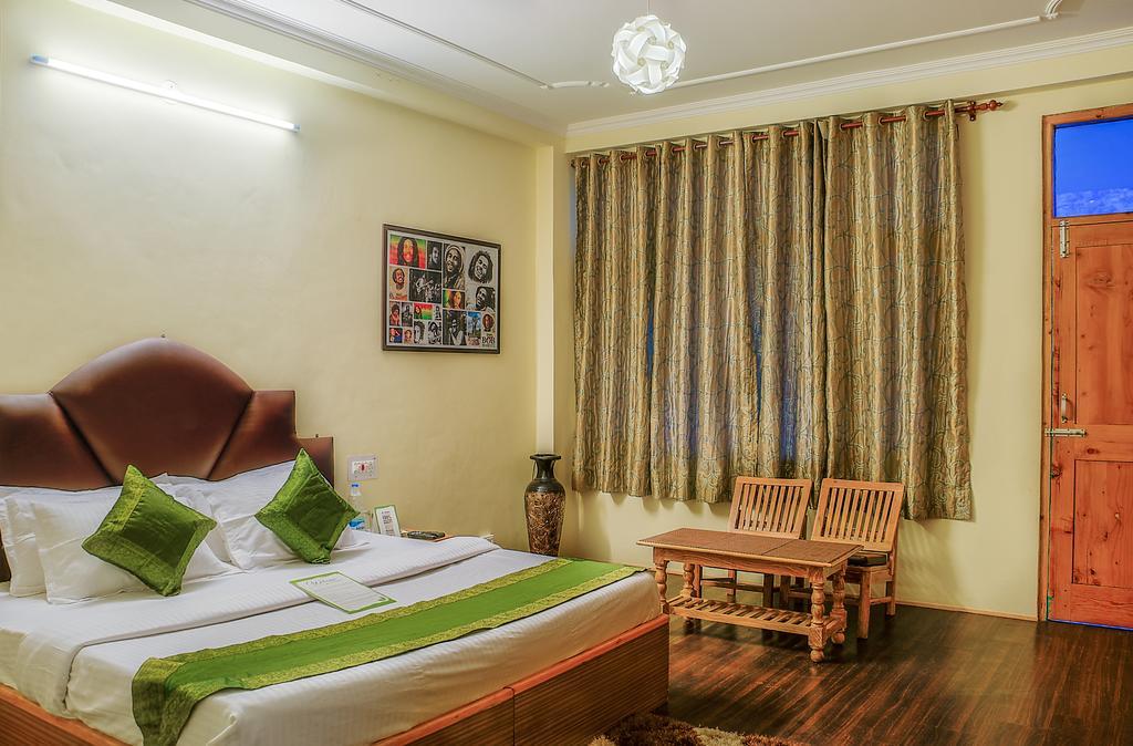 Treebo Trend Celebriti Manali Hotell Vashist Exteriör bild