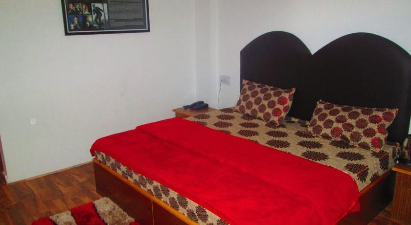 Treebo Trend Celebriti Manali Hotell Vashist Exteriör bild