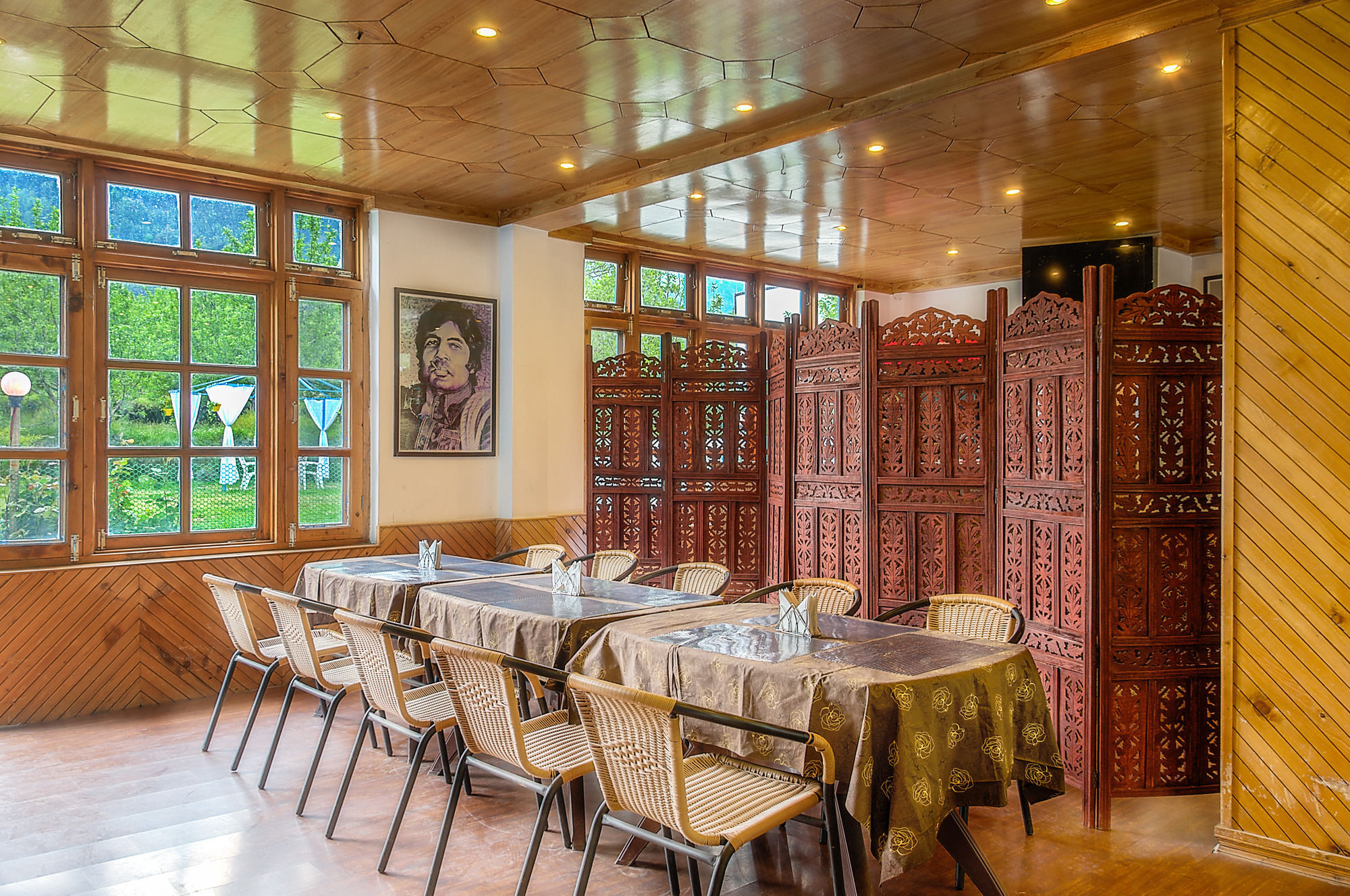 Treebo Trend Celebriti Manali Hotell Vashist Exteriör bild