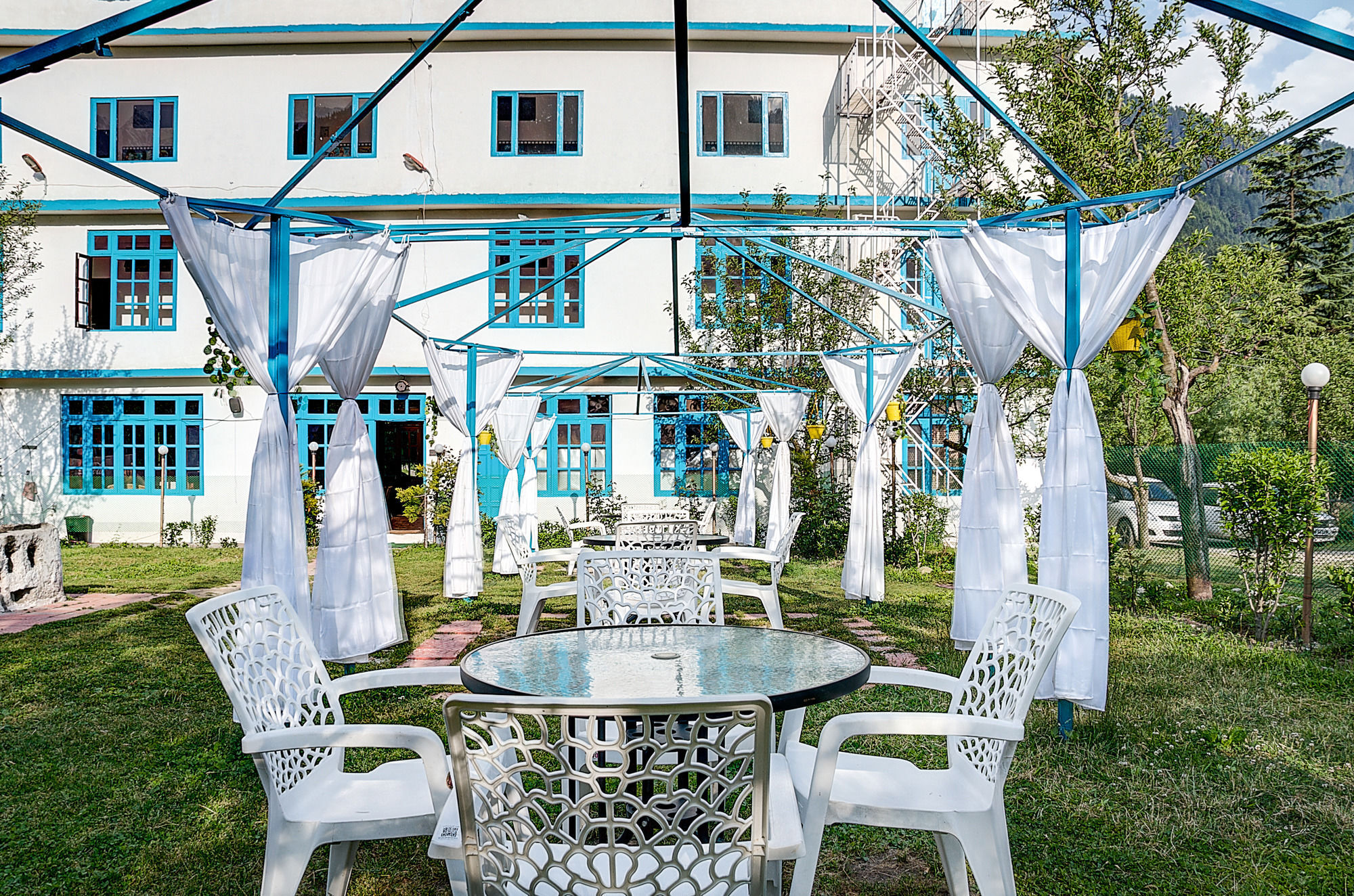 Treebo Trend Celebriti Manali Hotell Vashist Exteriör bild
